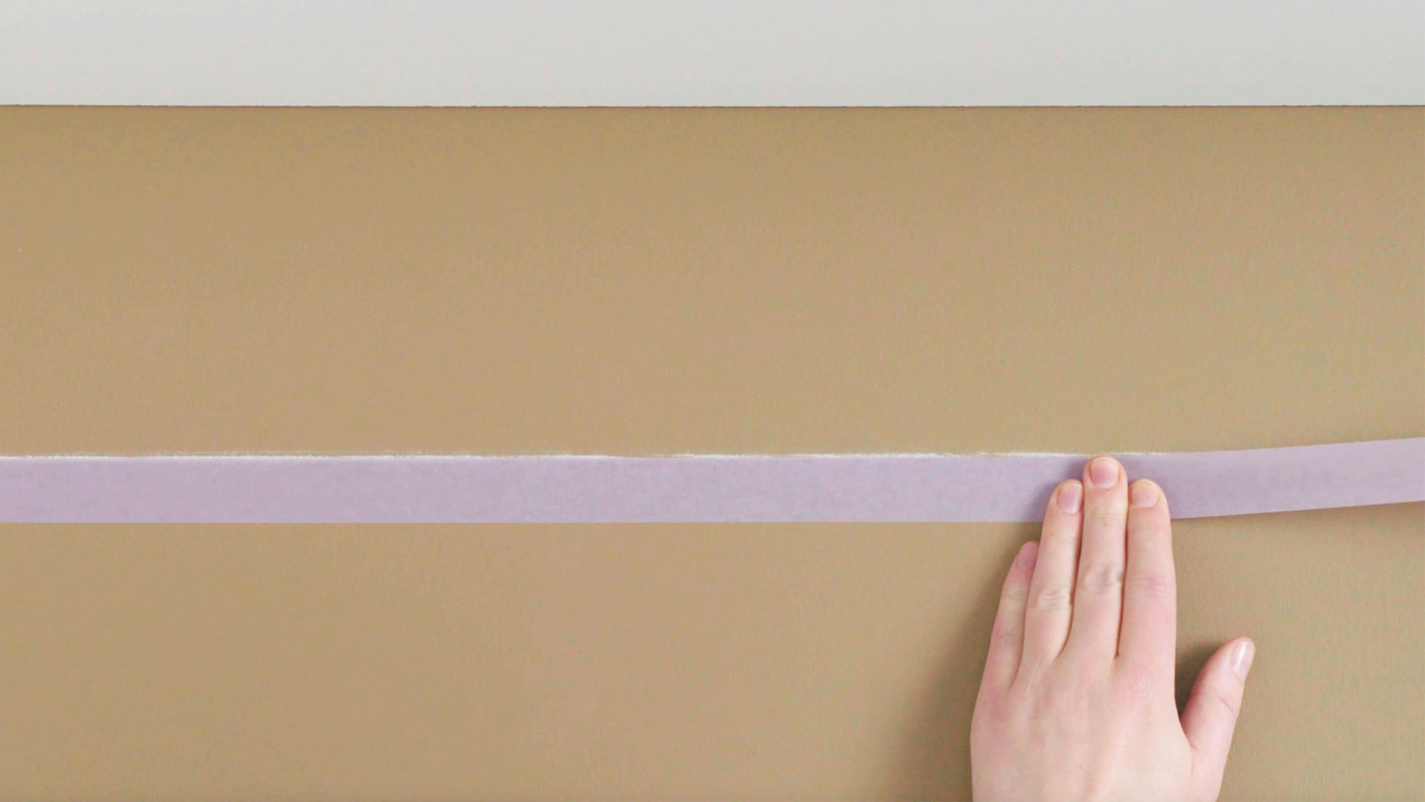 Che sọc Dulux-Mau-tuong-lai-Mau-chu-dao-nam-2019-Cach-lam-soc-tran-nha-Viet-nam-4