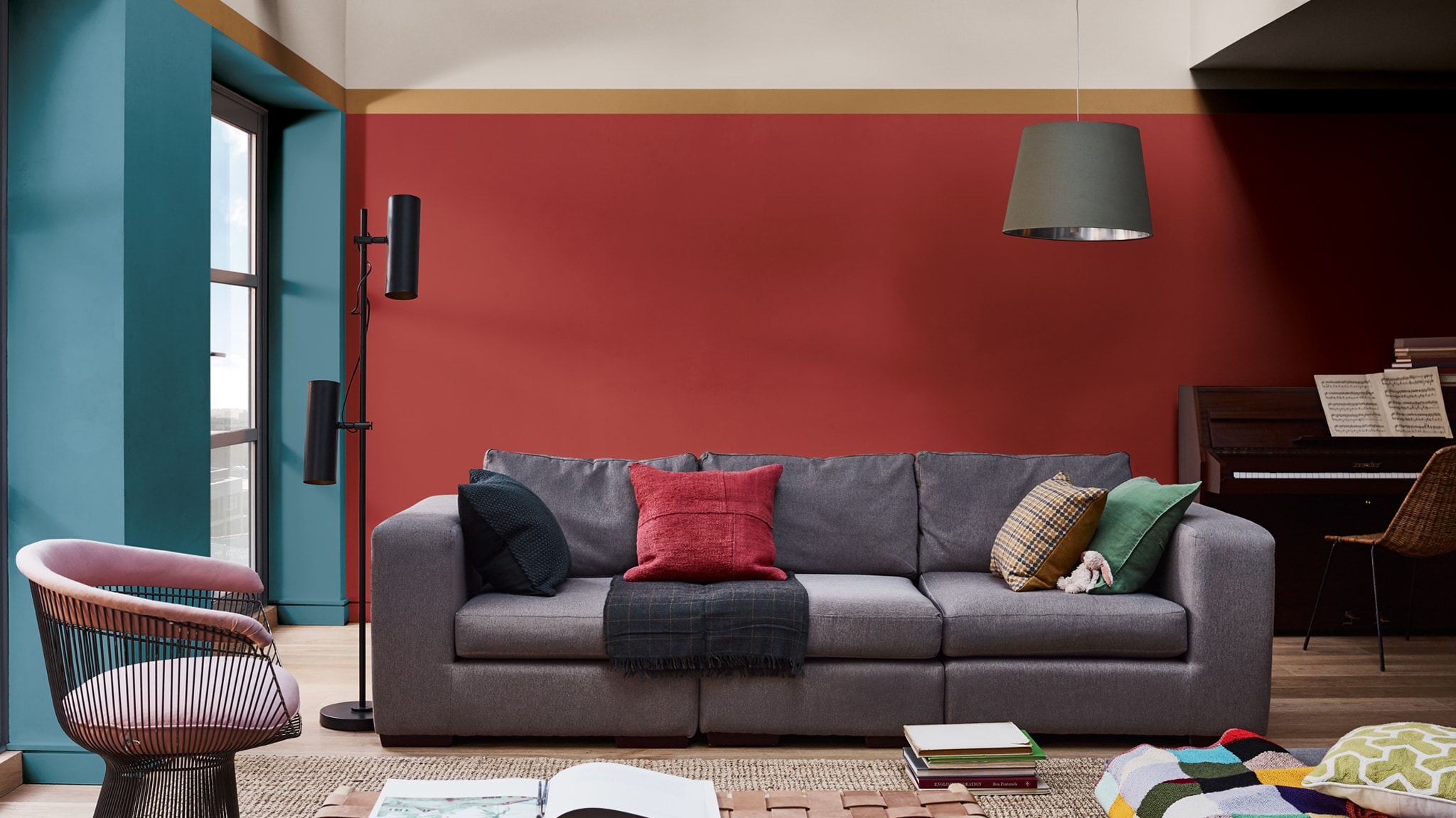 Phòng khách ấm cúng màu Nâu Mật Ong Nhạt Dulux-Mau-tuong-lai-Mau-chu-dao-nam-2019-Mot-khong-gian-de-yeu-thuong-Phong-khach-Cam-hung-Viet-nam-03